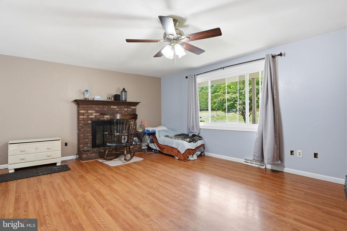 1000 Manor Lane photo 5