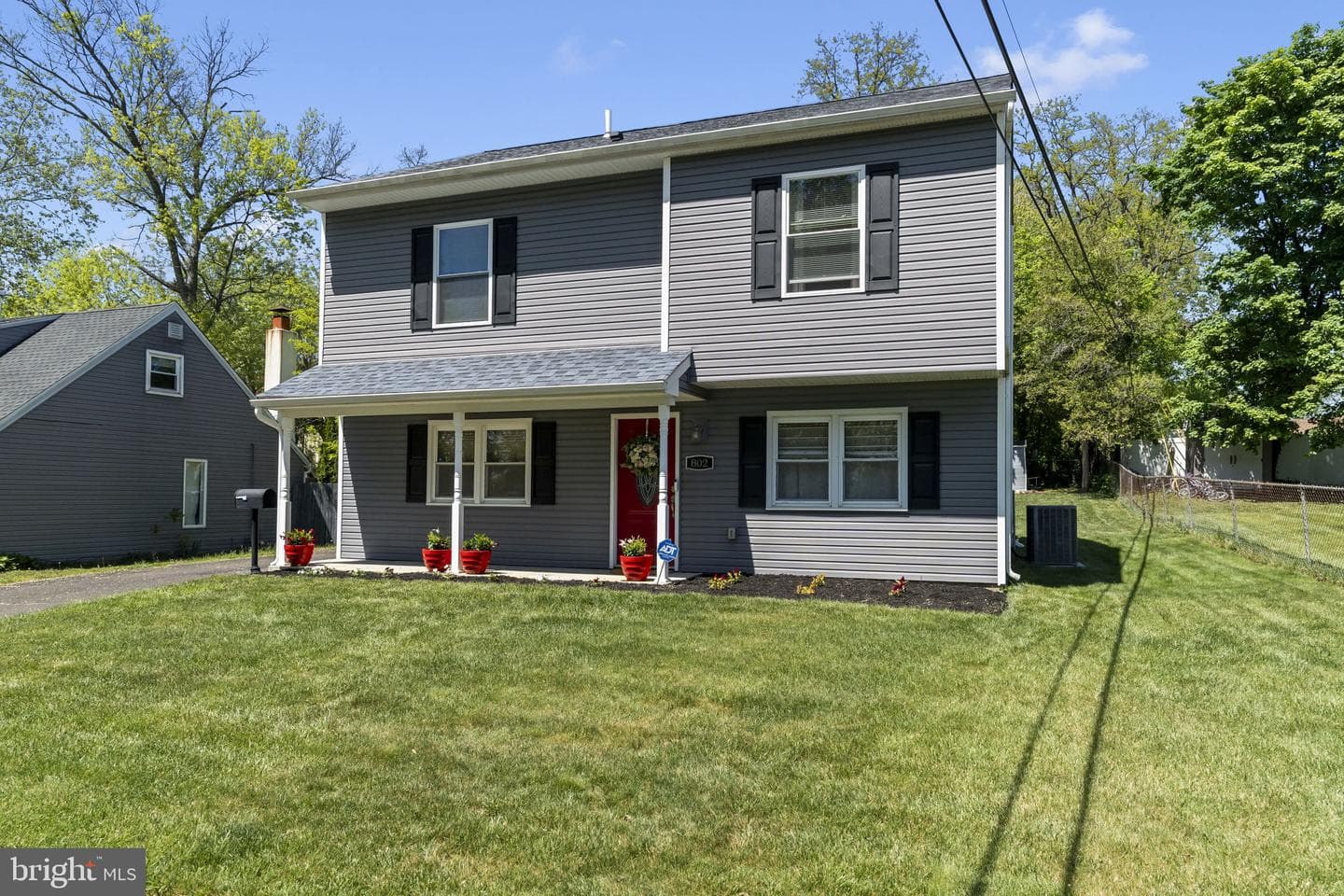 802 Rennard Lane photo 2