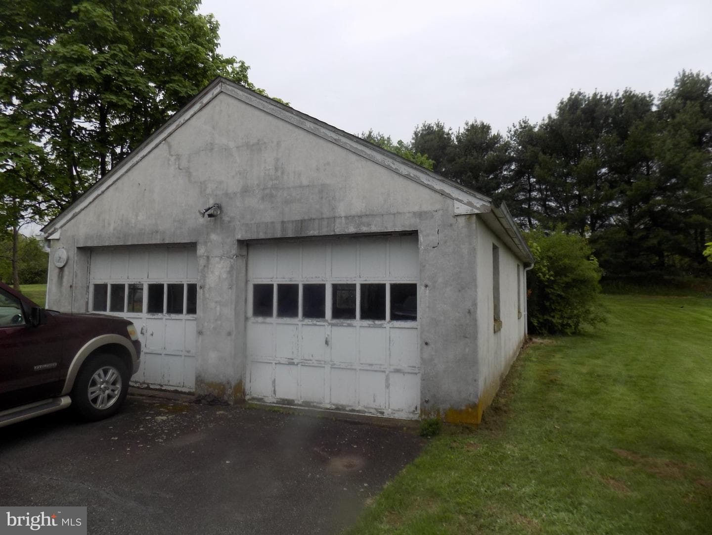 2120 Spinnerstown Road photo 6