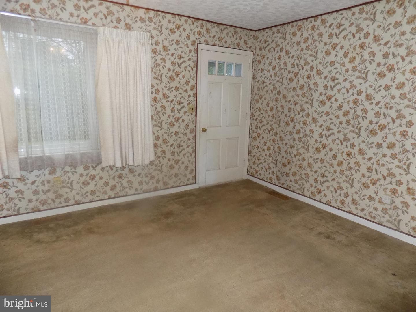 2120 Spinnerstown Road photo 8
