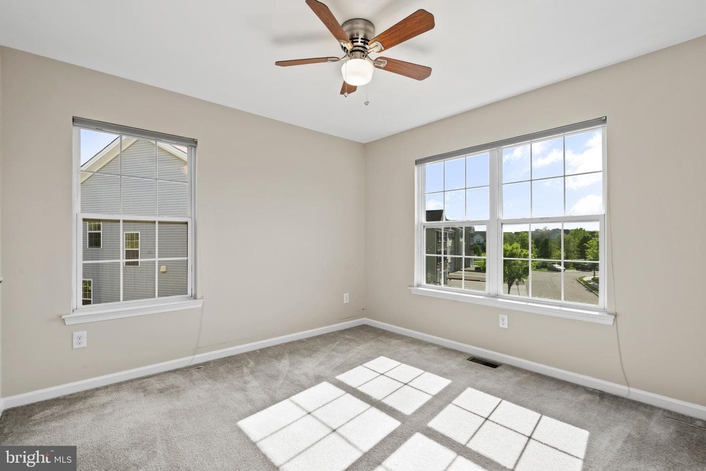 415 Chestnut Court photo 20