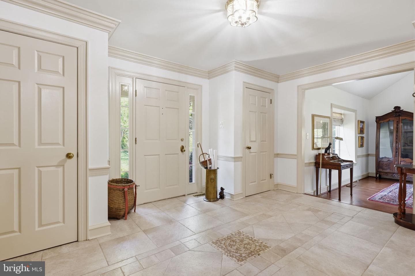 53 Woodard Court photo 3