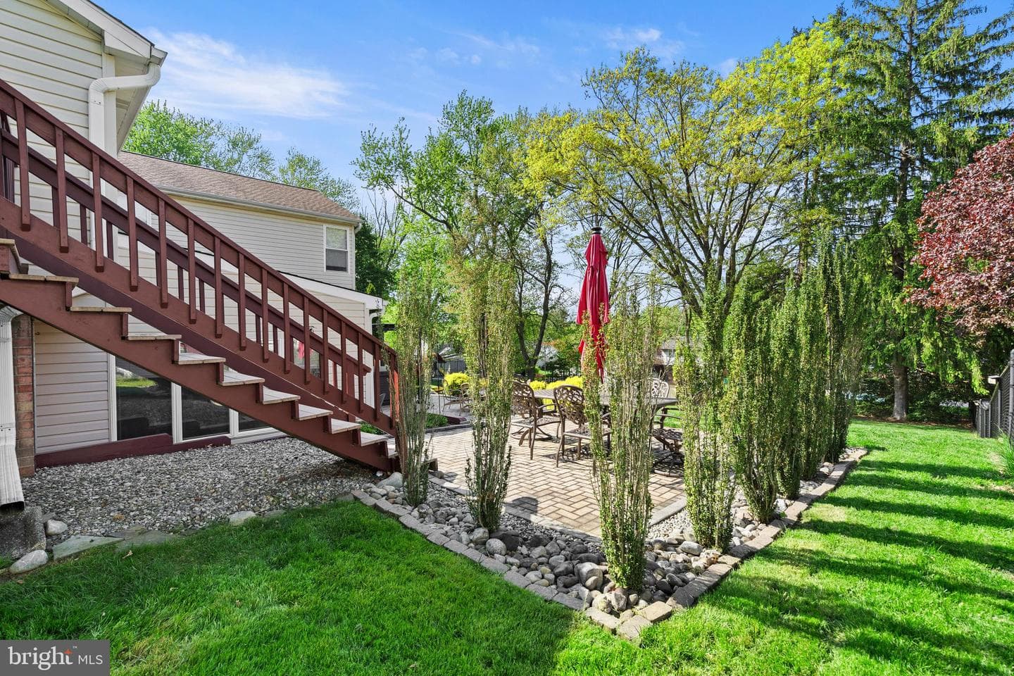 69 Christopher Drive photo 29