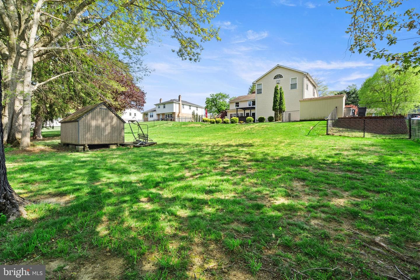 69 Christopher Drive photo 30