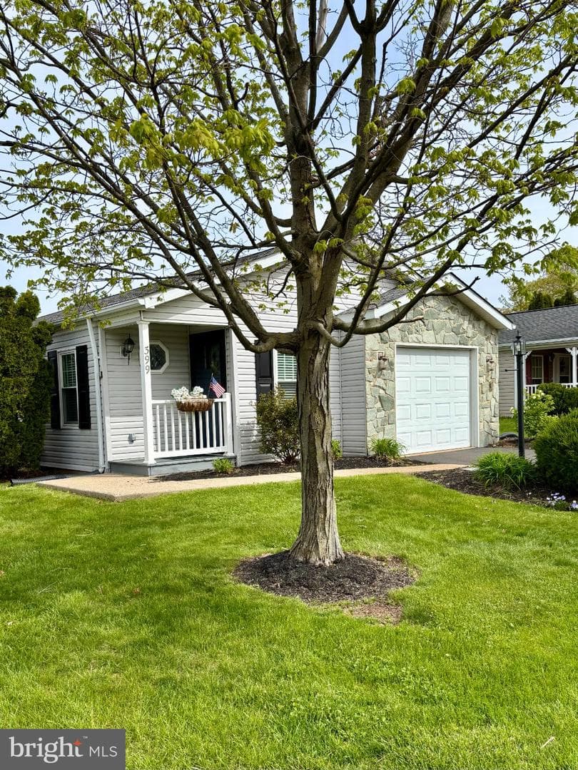 399 Spring Meadow Cir, New Hope