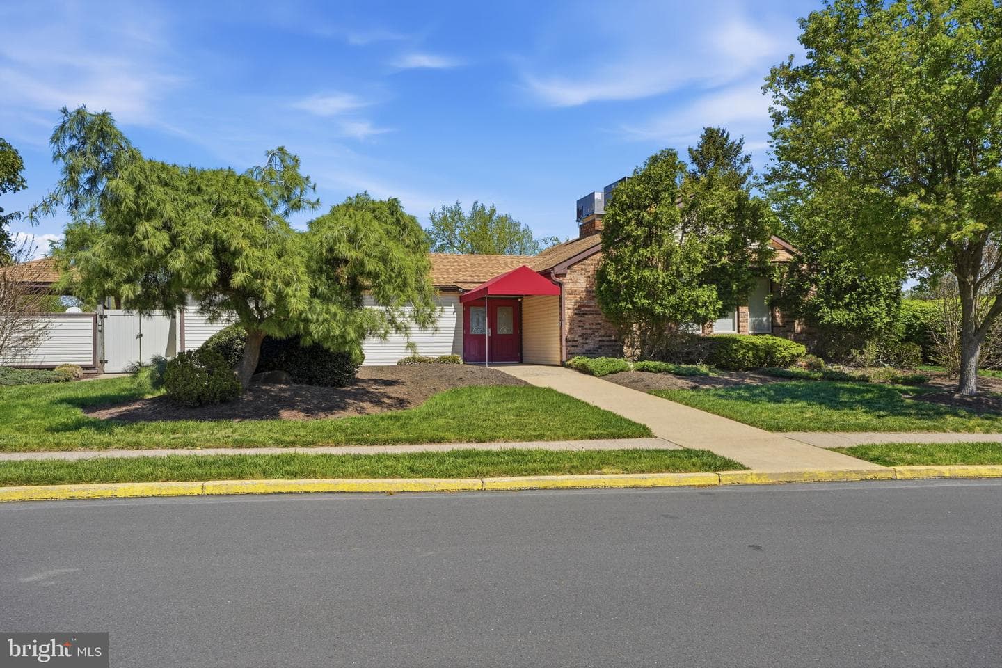 1014 Barry Court photo 28