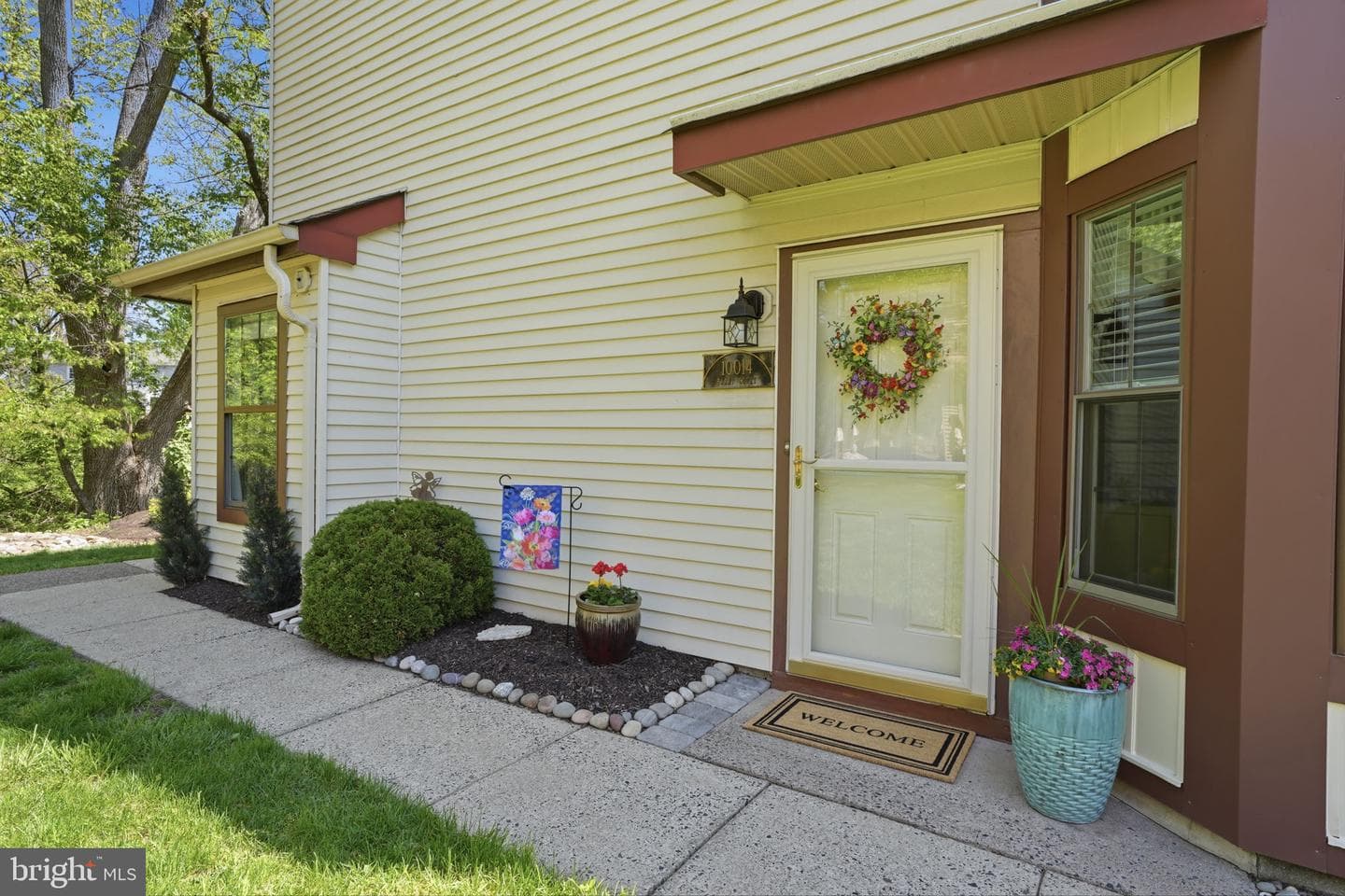 1014 Barry Court photo 3