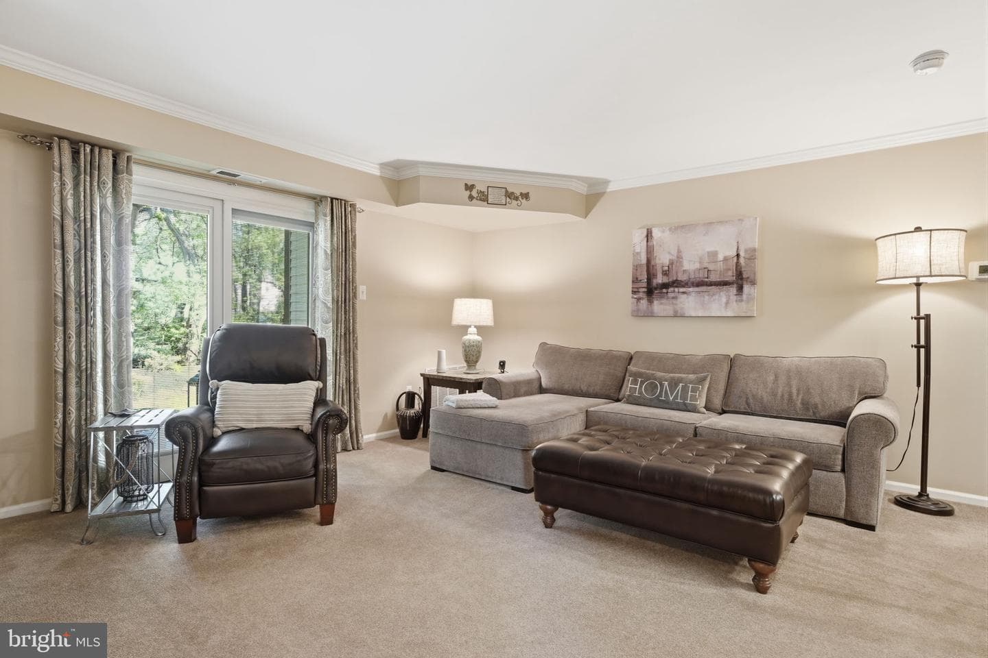 1014 Barry Court photo 8