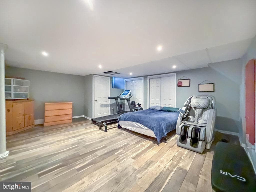 21 E Rotterdam Road photo 30