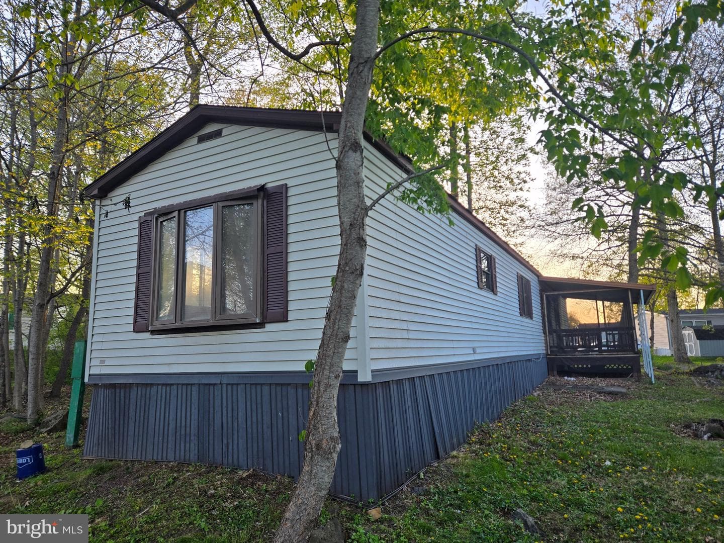 242 Dogwood Dr photo 5