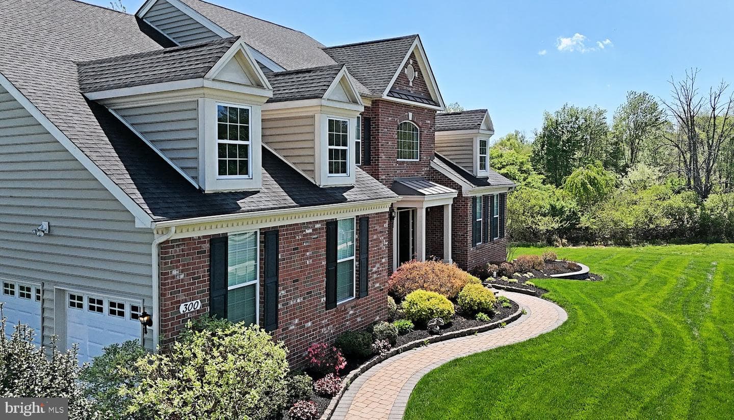 300 Rowland Lane photo 61