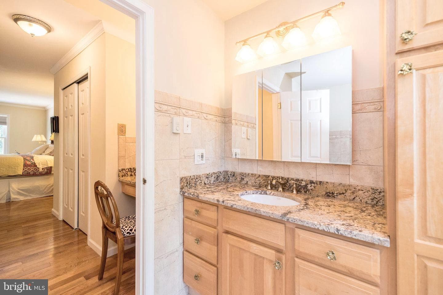 1607 Lakeview Circle photo 32