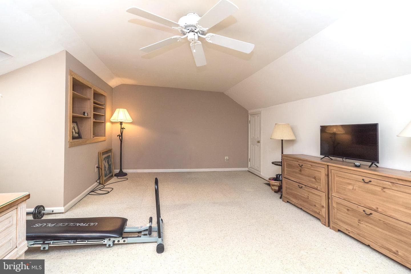 1607 Lakeview Circle photo 38