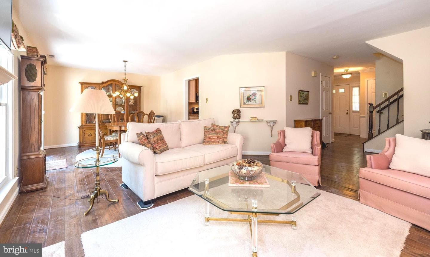 1607 Lakeview Circle photo 6