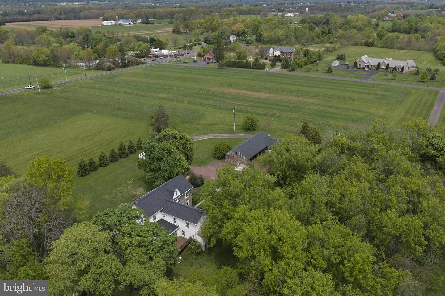 718 Telegraph Road photo 51