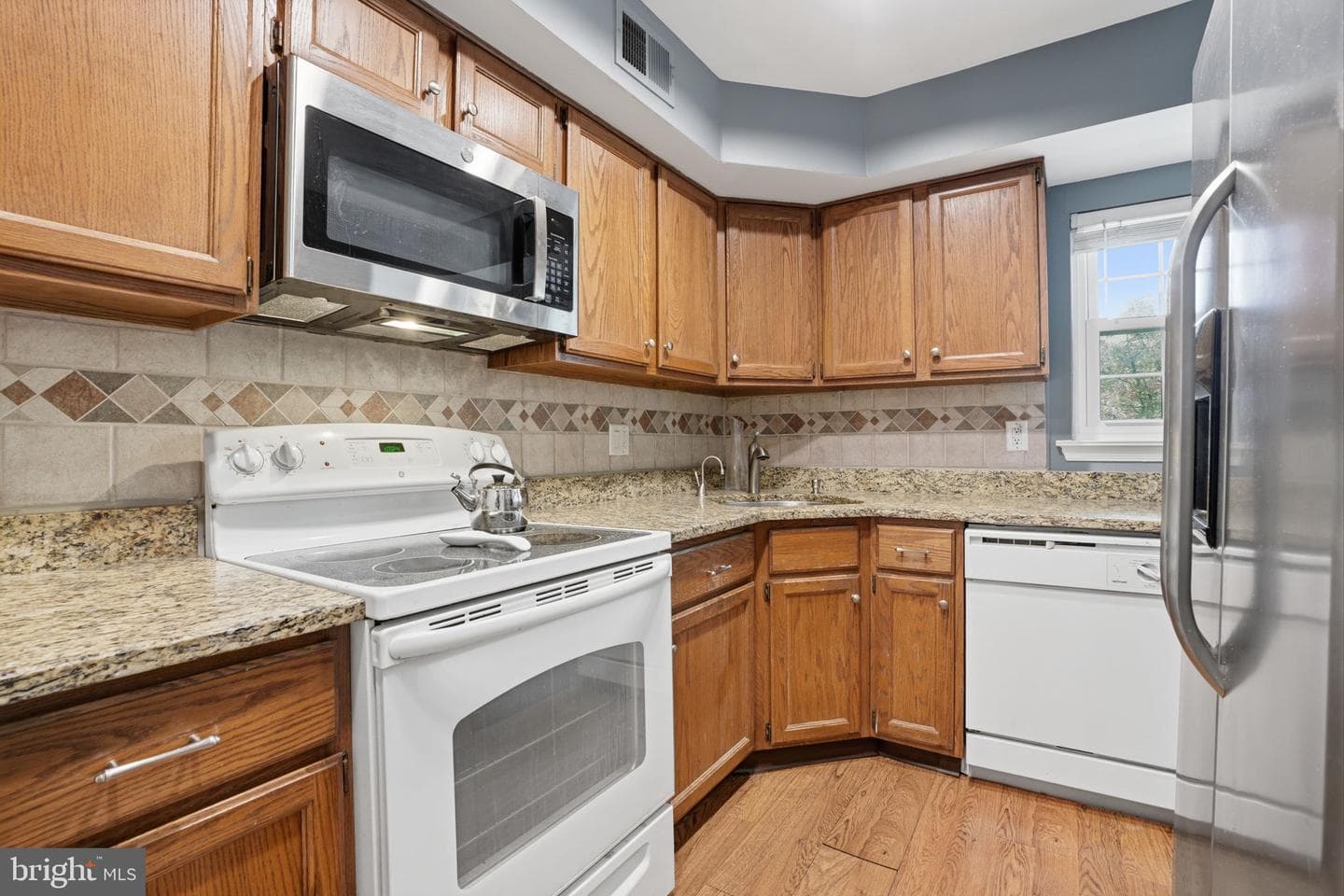 2303 Bennett Place photo 7