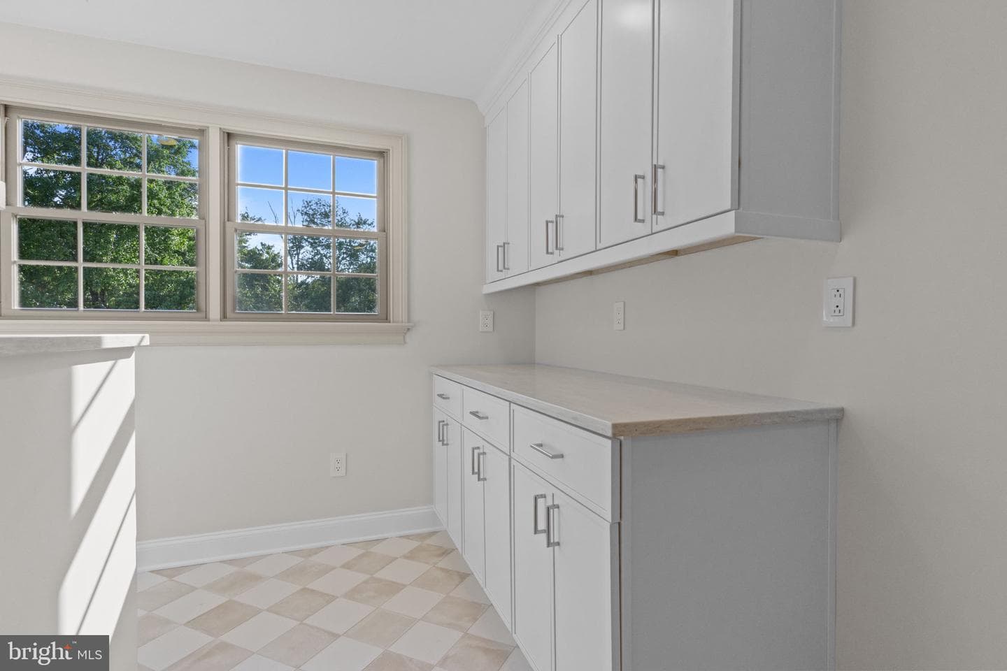 102 Pickwick Drive photo 55