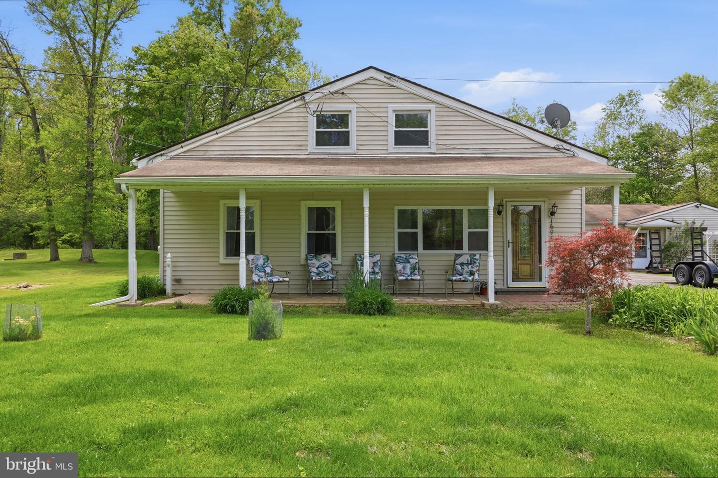 1696 Chestnut Ridge Road photo 3