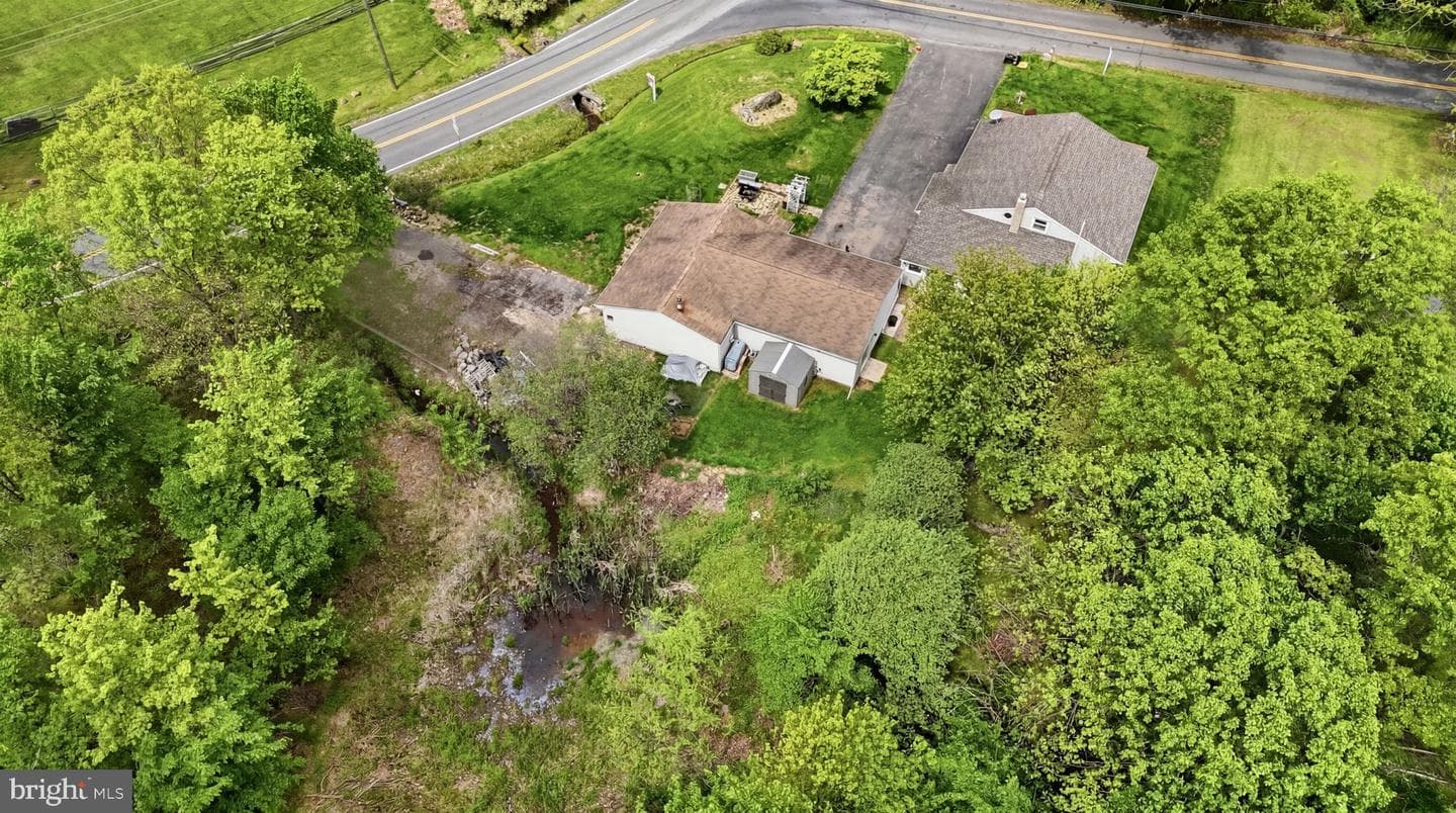 1696 Chestnut Ridge Road photo 40
