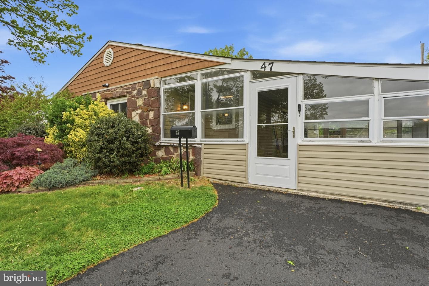 47 Thornyapple Lane photo 3