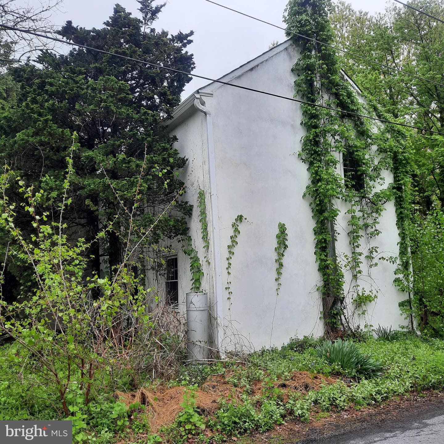 1300 N Ridge Road photo 2
