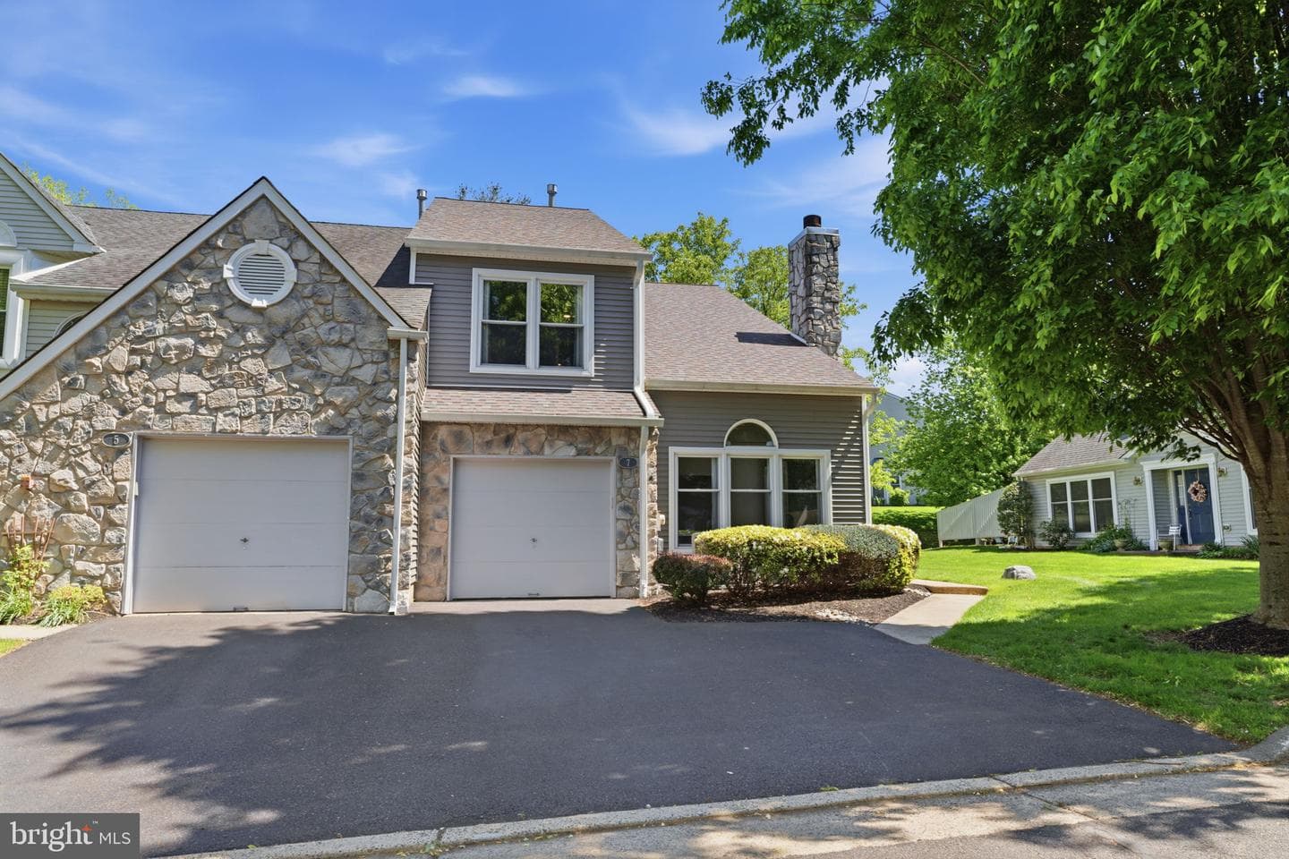 7 Randolph Court photo 3