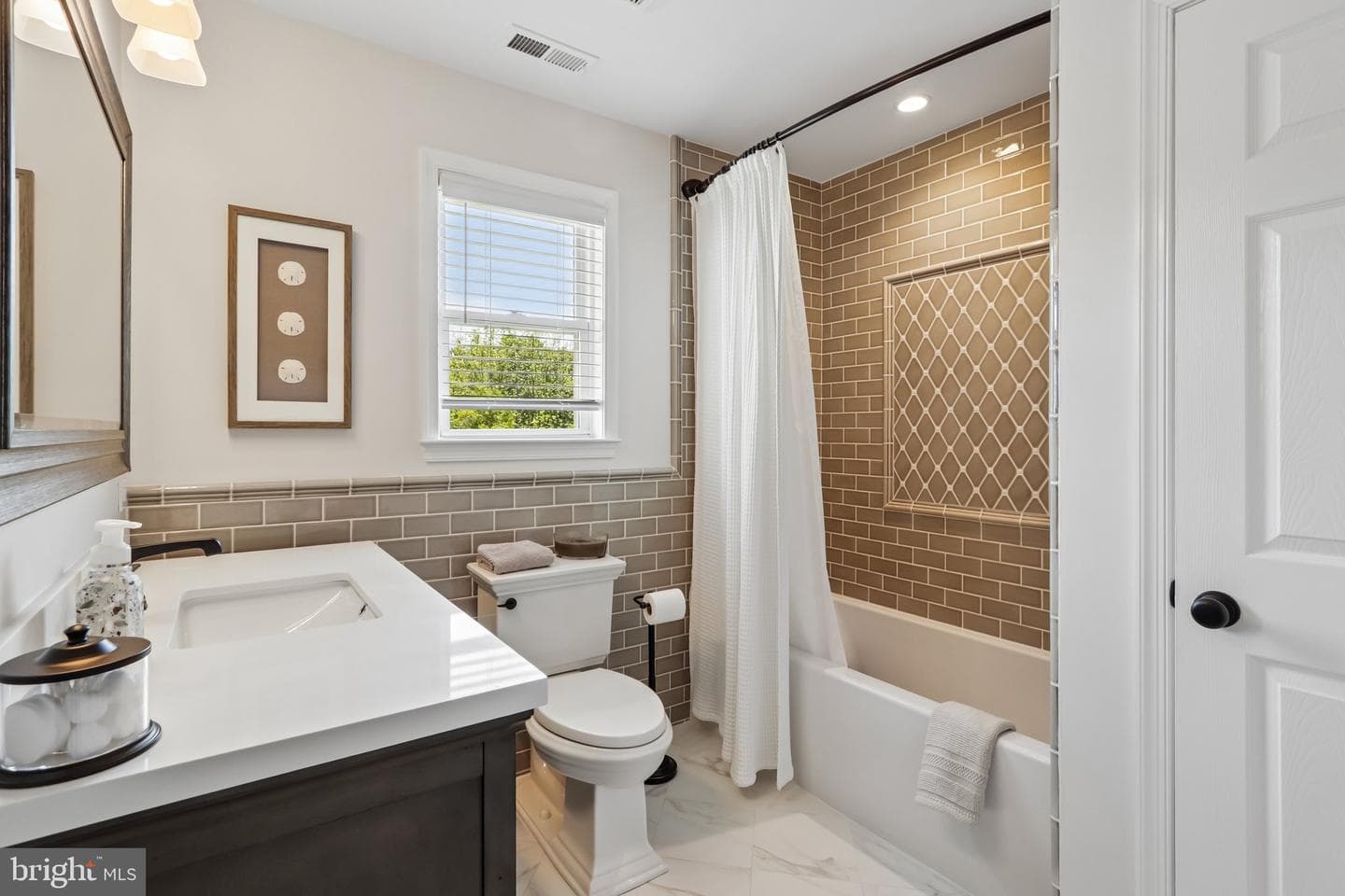 116 Longwood Circle photo 54