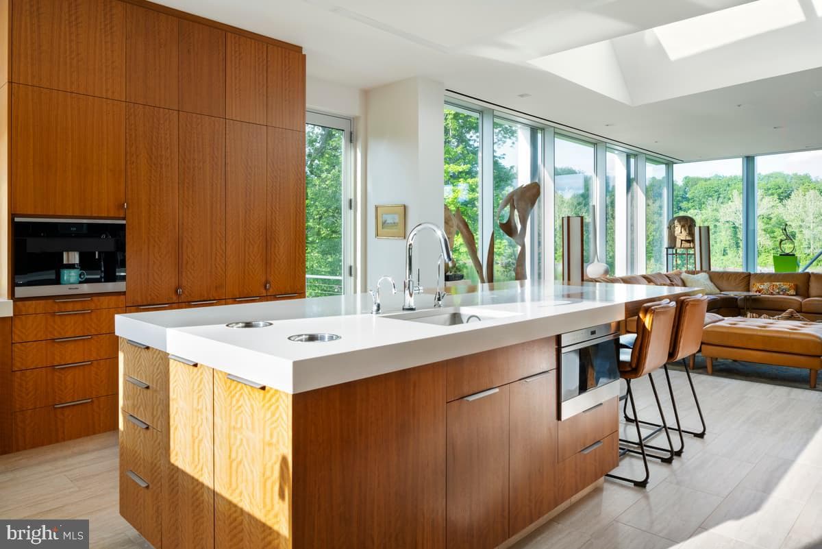 2710 River Road photo 39