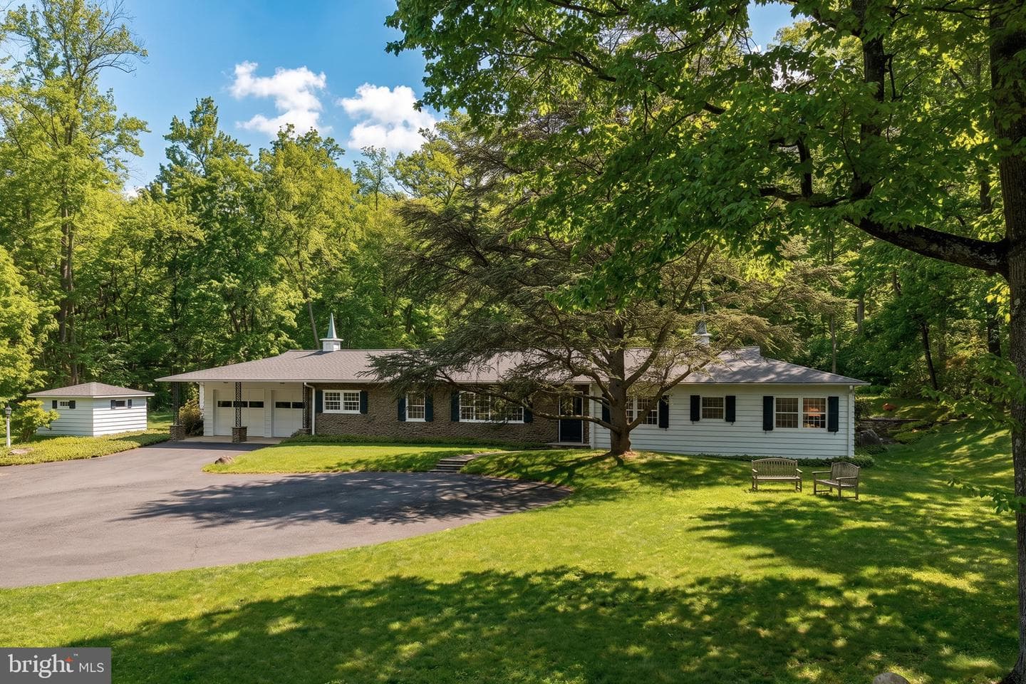 3363 Windy Bush Road photo 1