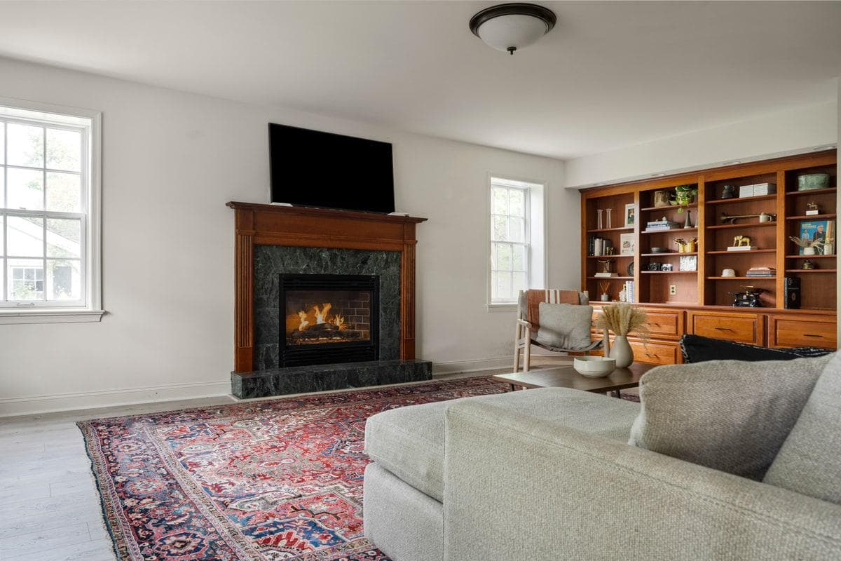 465 E State Street photo 86