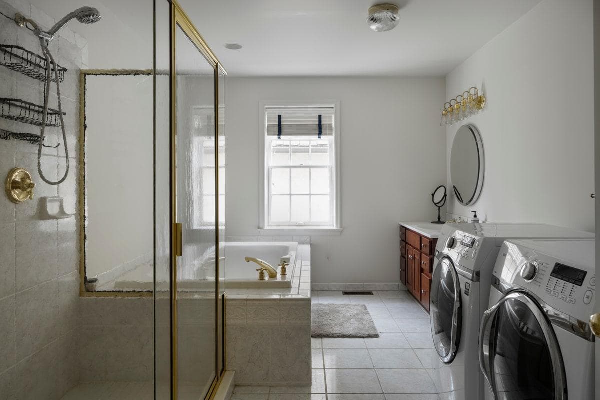 465 E State Street photo 90