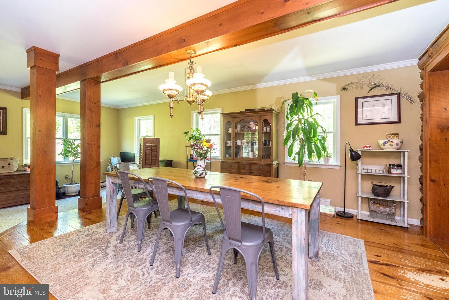 1502 Mission Road photo 18