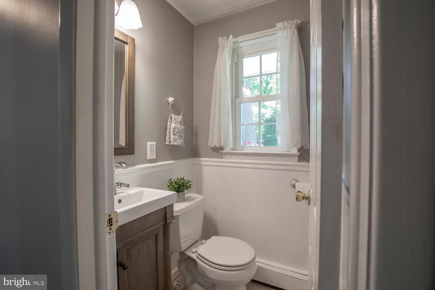 90 Buttonwood Lane photo 38