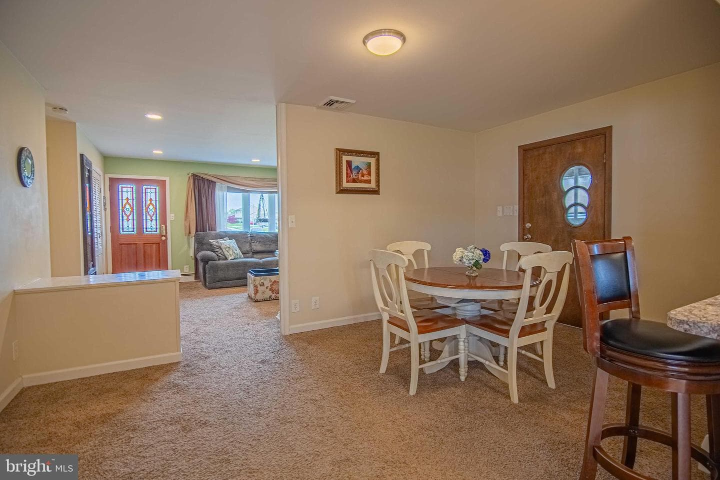 274 Wyandotte Road photo 7