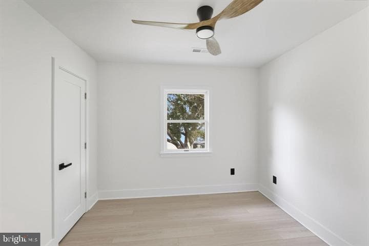 166 N Hawthorne Avenue photo 17