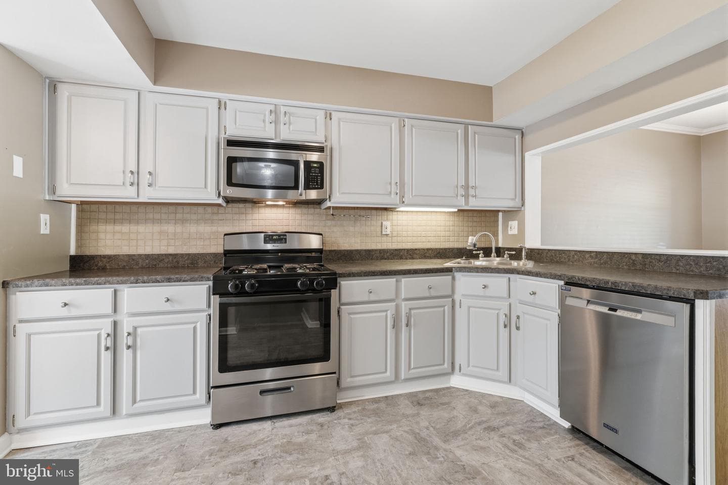 1586 Bud Lane photo 14