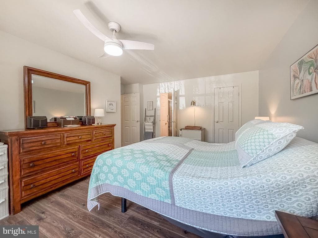 601 Society Place photo 17