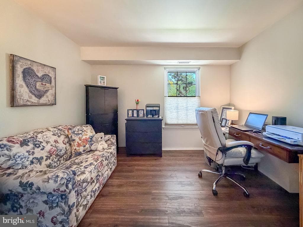 601 Society Place photo 22