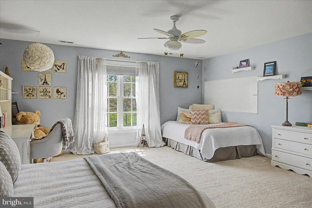 104 Meadowview Drive photo 37