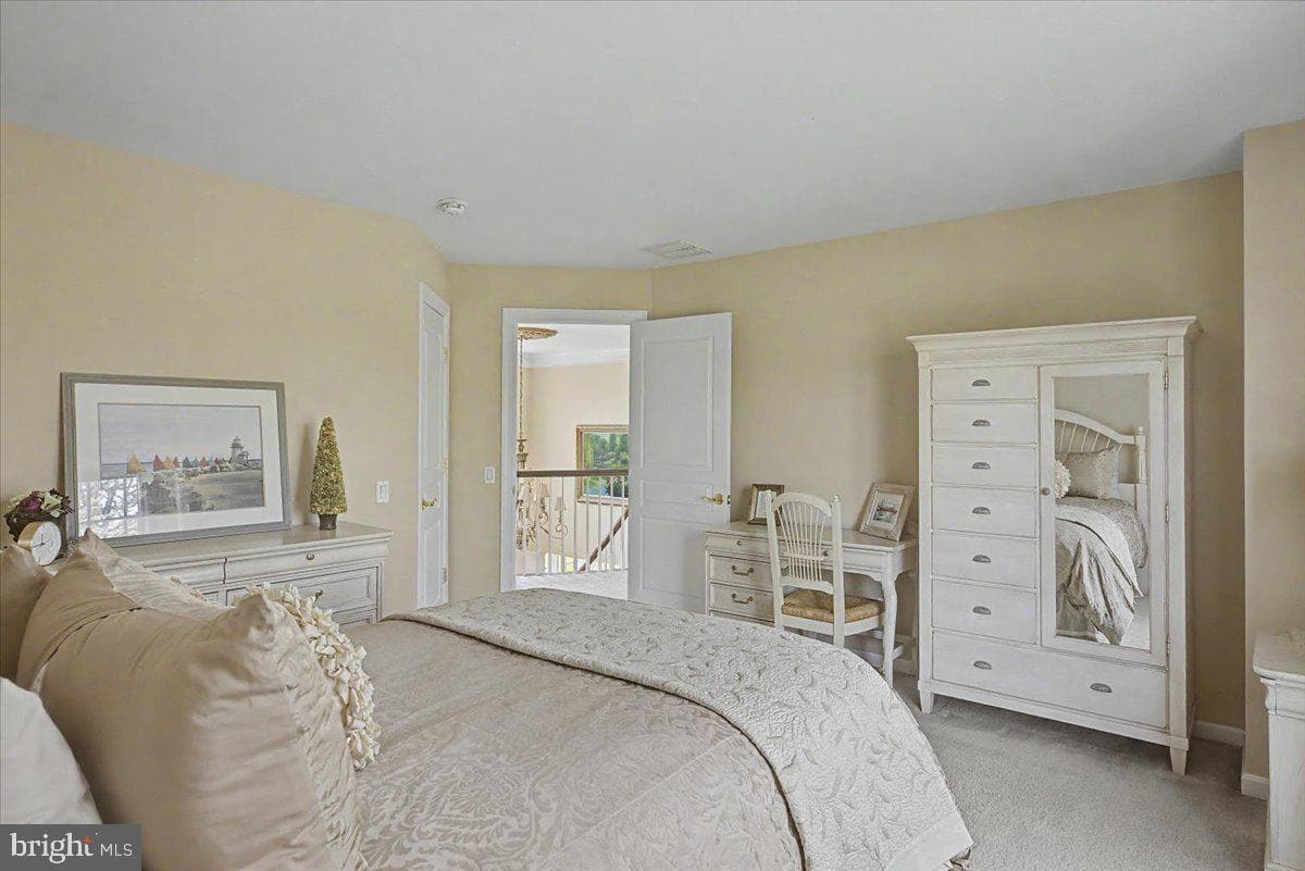 104 Meadowview Drive photo 40