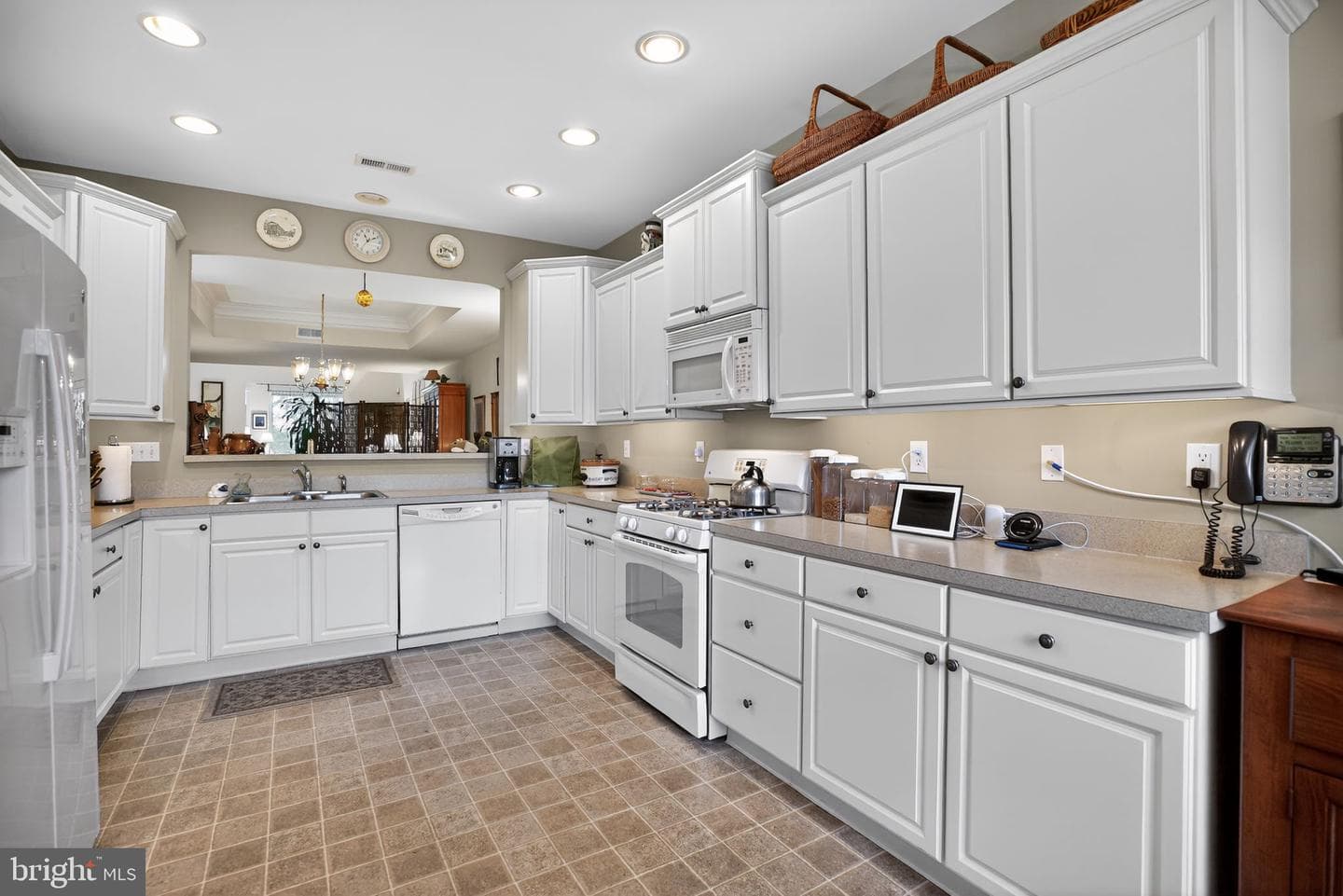 210 Reagan Drive photo 10