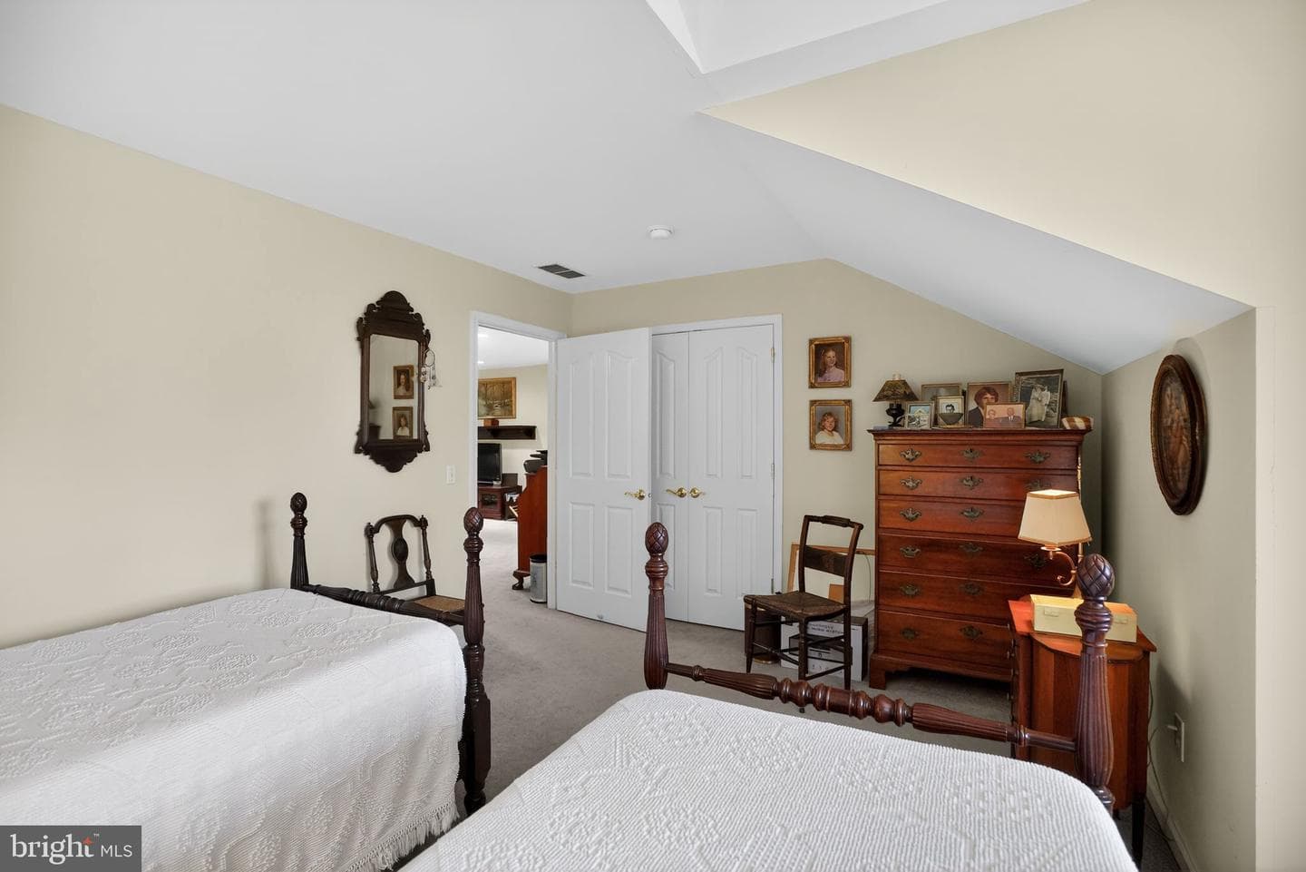 210 Reagan Drive photo 26