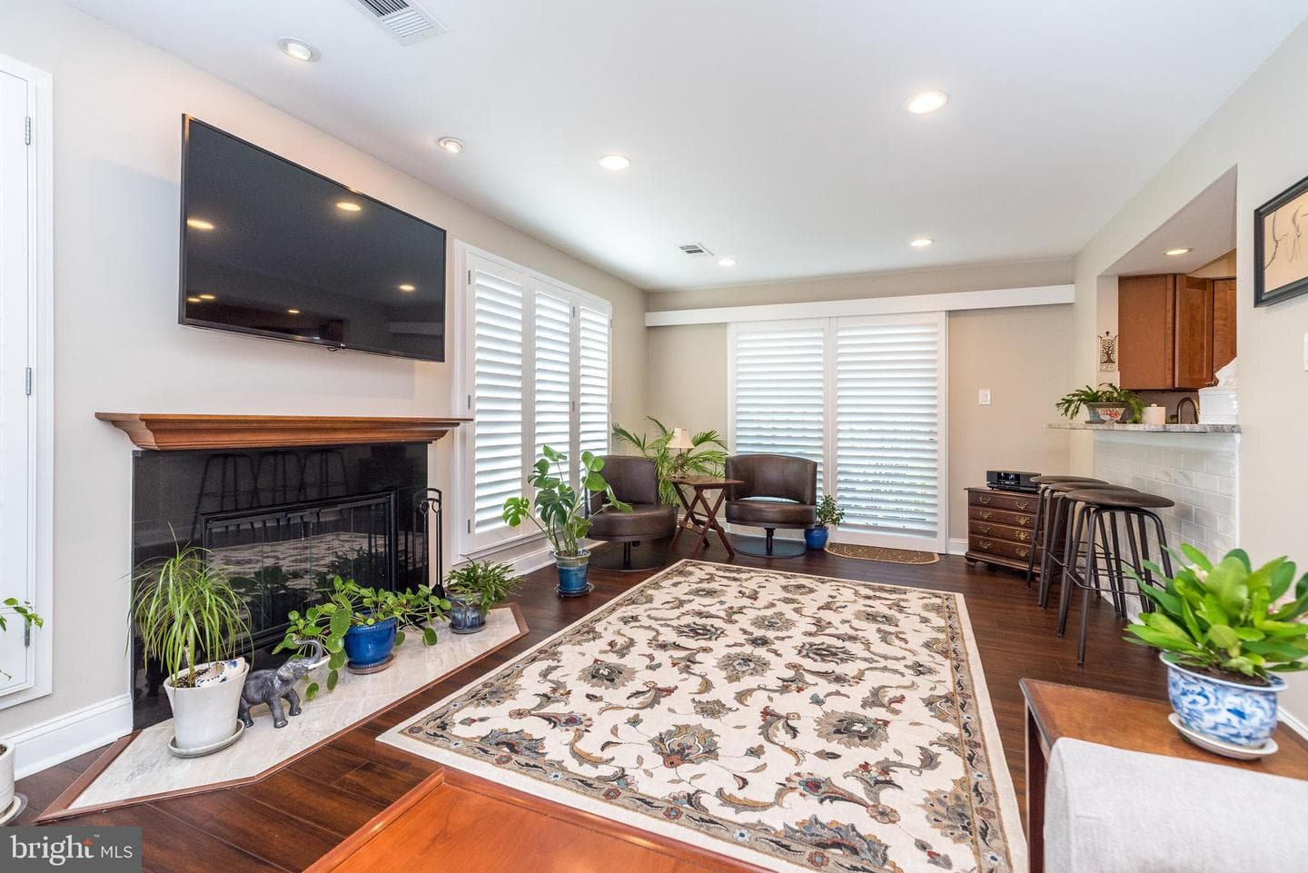 231 Hastings Court photo 8