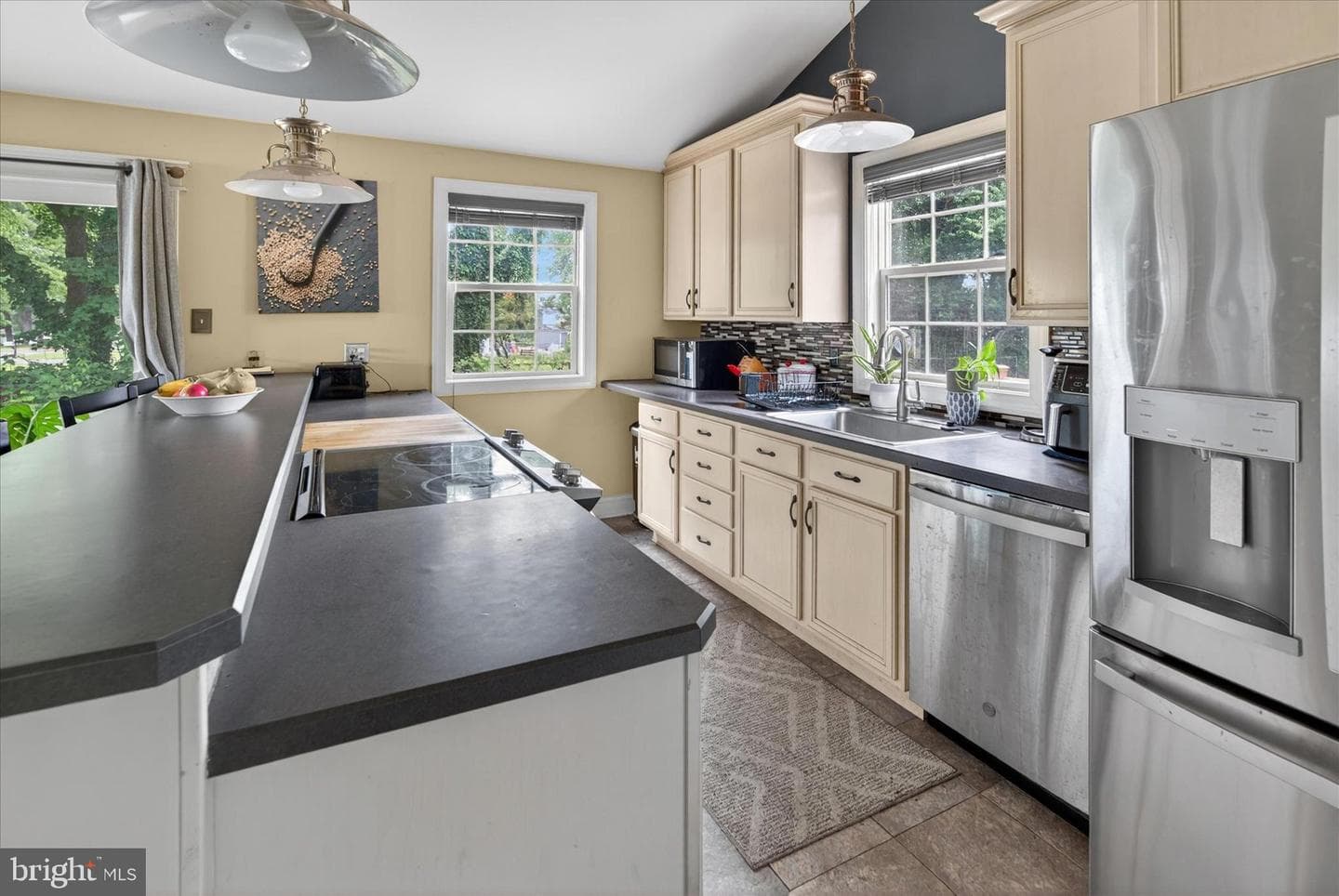 280 Olive Street photo 20