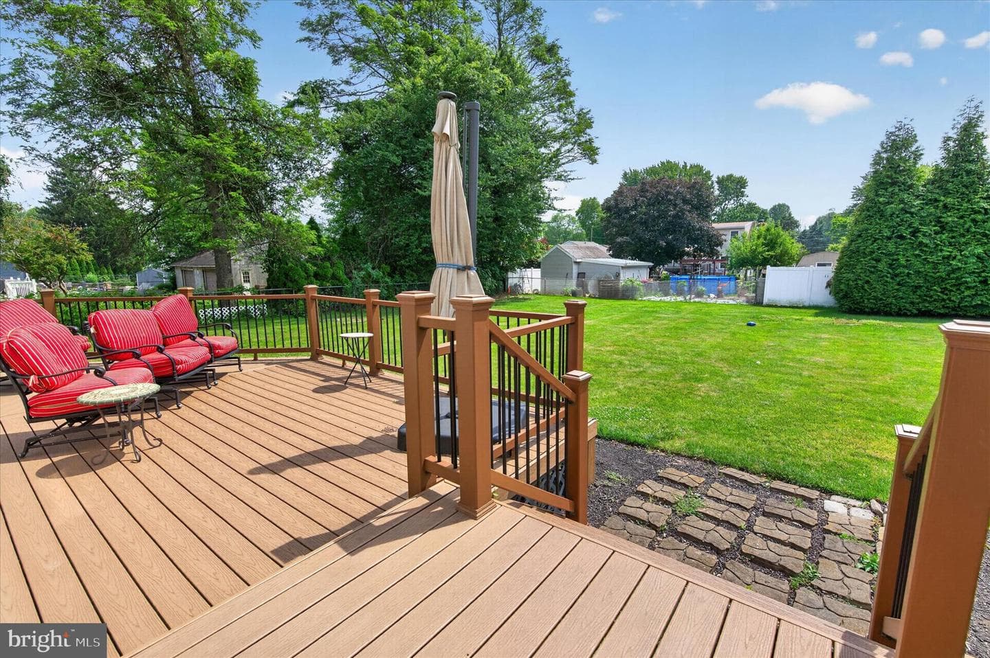 280 Olive Street photo 46