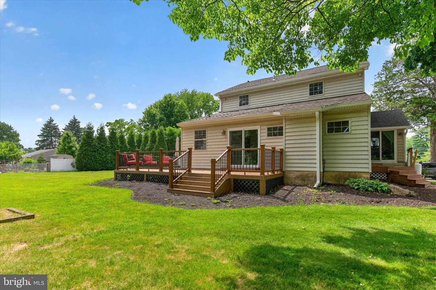 280 Olive Street photo 49
