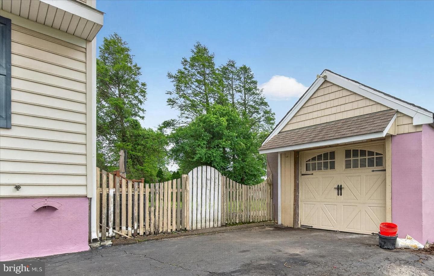 280 Olive Street photo 53