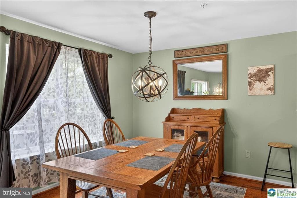 204 Hampshire Drive photo 12