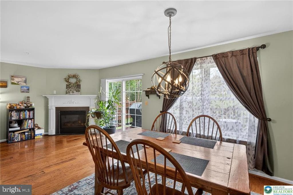 204 Hampshire Drive photo 18