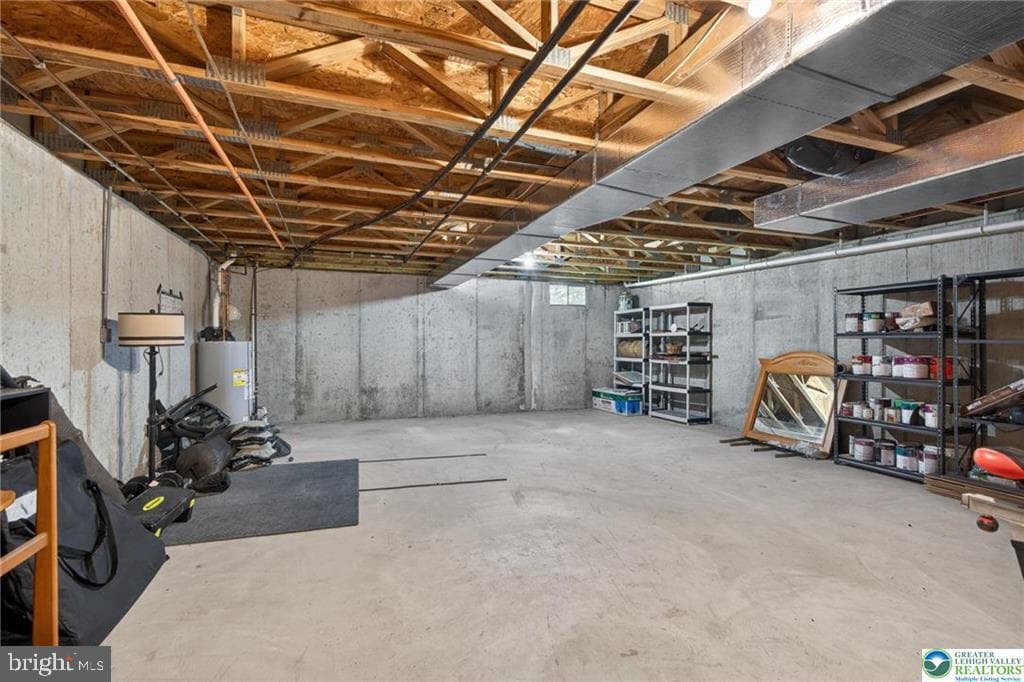 204 Hampshire Drive photo 36
